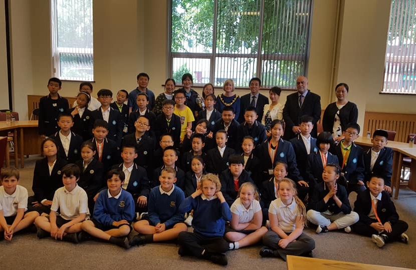 Dovedale School Council & Children from An Hui Province